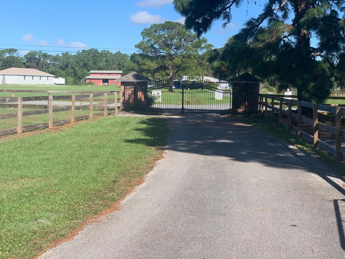 Oyo Family Ranch At Melbourne Fl 호텔 외부 사진